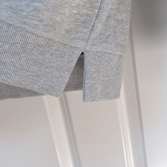 VINEYARD VINES Varsity Sweatshirt - Picture 3 of 6